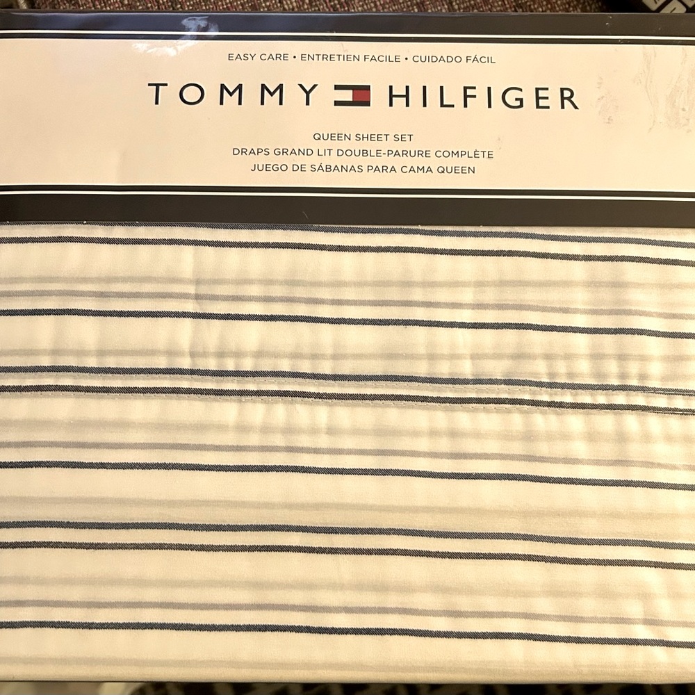 Tommy Hilfiger Queen Size Sheet Set, blue, back and gray striped pattern.